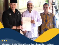 Menteri AHY Serahkan Sertipikat Yayasan Milik Habib Taufiq Assegaf & Mushala Berusia 112 Tahun