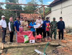 BAZNAS Sampang Peduli, Bantu Korban Kebakaran di Kecamatan Banyuates 