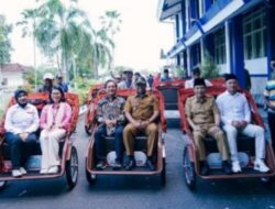 Wakil Bupati Sampang, Salurkan 25 Becak Listrik dari Presiden Prabowo 