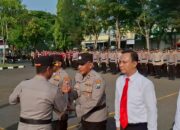 7 Anggota Polisi Berdedikasi Dan Berprestasi, AKBP Hartono Berikan Penghargaan