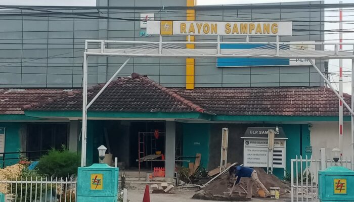 Warga Bajrasokah Protes Ke PLN Sampang, Ada Dugaan Pembiaran “Ngelos” Listrik Bertahun-Tahun