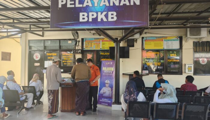 Guna Meningkatkan Kualitas Pelayanan, Satlantas Sediakan Kopi Dan Teh Gratis Di Kantor Samsat Sampang